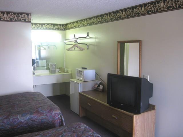 Passport Inn Perry Habitación foto